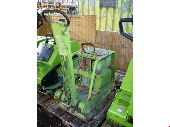 Used Bomag reversible wacker plates for Sale (Auction Premium) | NetBid Industrial Auctions