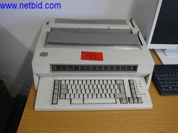 IBM elektrische Schreibmaschine gebraucht kaufen (Trading Premium) | NetBid Industrie-Auktionen