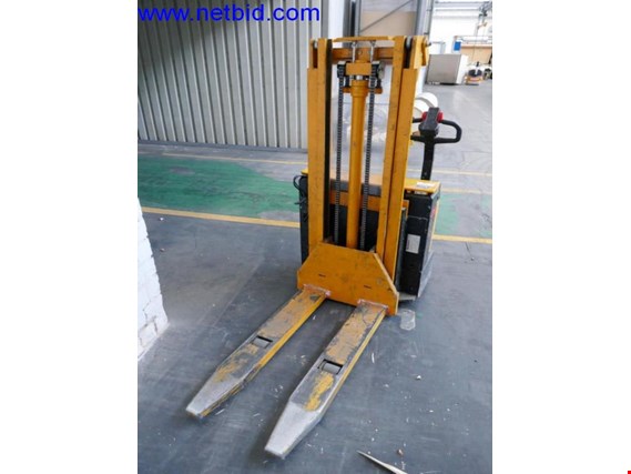 Used Jungheinrich Electric high lift truck for Sale (Auction Premium) | NetBid Industrial Auctions