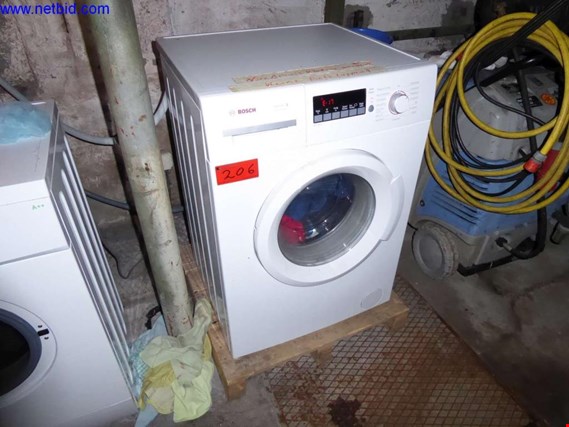 Used Bosch Fully automatic washing machine for Sale (Trading Premium) | NetBid Industrial Auctions