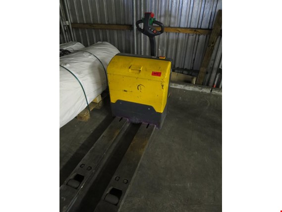Used Jungheinrich electr. hand-guided lift truck for Sale (Auction Premium) | NetBid Industrial Auctions