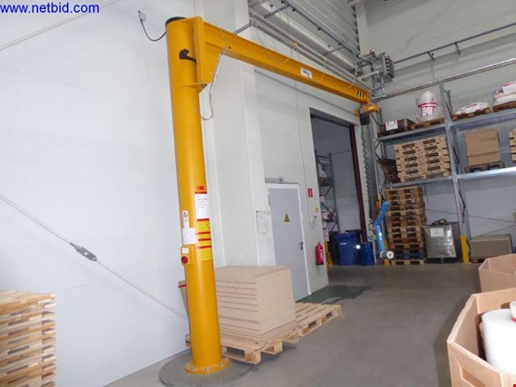 Used BKM Column-mounted slewing crane for Sale (Trading Premium) | NetBid Industrial Auctions