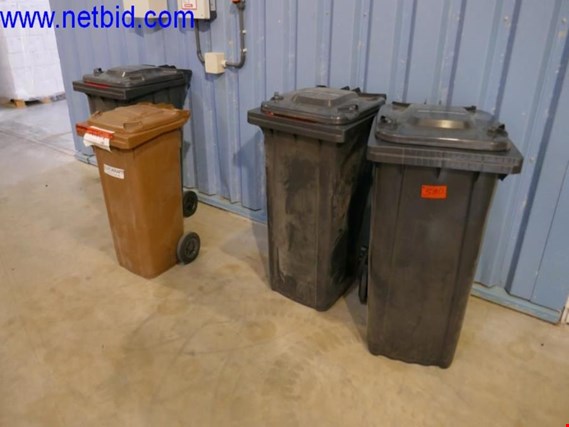 Used 17 Raw material container for Sale (Trading Premium) | NetBid Industrial Auctions