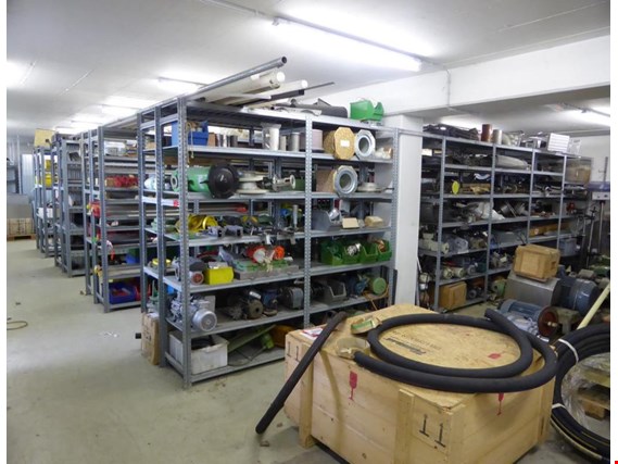 Used 88 lfm. Assembly rack for Sale (Auction Premium) | NetBid Industrial Auctions