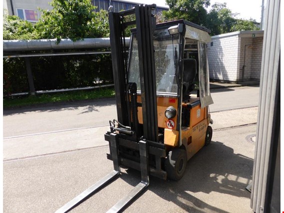 Used Still R60-16 electric forklift truck for Sale (Auction Premium) | NetBid Industrial Auctions