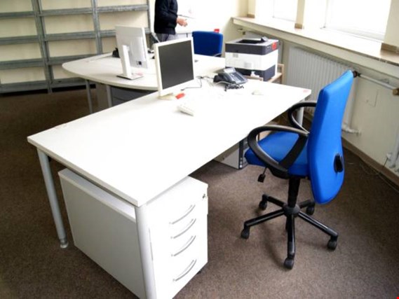Used Ssi Schafer Office Desk For Sale Trading Premium