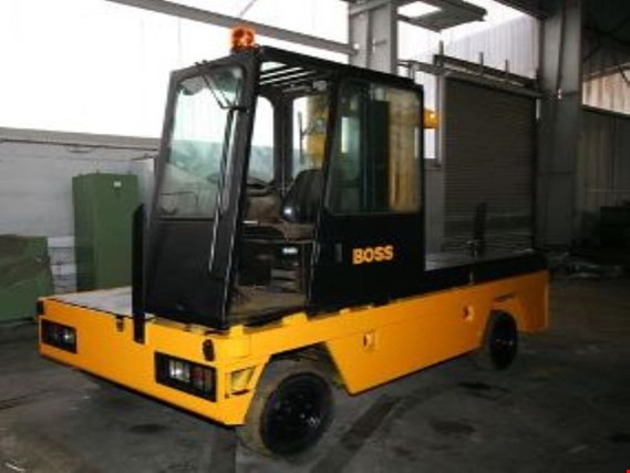 Used BOSS 336 sideloader truck for Sale (Auction Premium) | NetBid Industrial Auctions