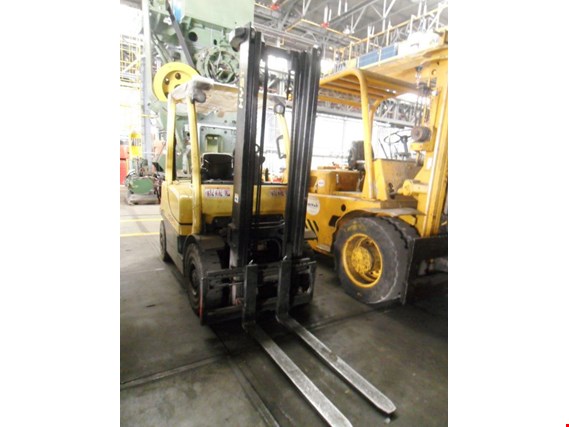 Used Hyster H 2.5 FT Diesel-powered forklift truck for Sale (Auction Premium) | NetBid Industrial Auctions