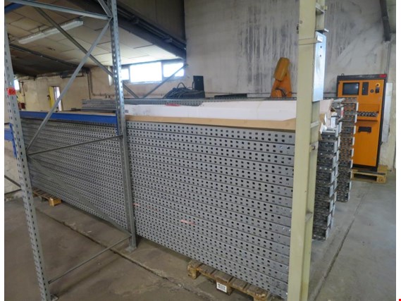 Used Heavy-duty pallet racking system for Sale (Auction Premium) | NetBid Industrial Auctions