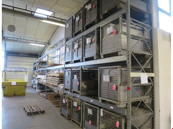Used 100 lfm. Heavy-duty pallet racking, without contents; ATTENTION: later release by arrangement for Sale (Trading Premium) | NetBid Industrial Auctions