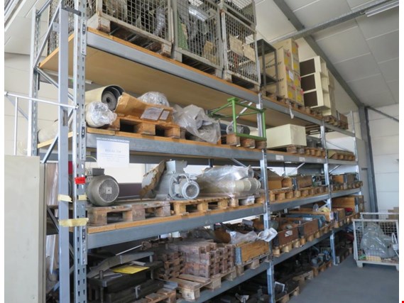 Used 120 lfm. Heavy-duty pallet racking (reduced residual content!) for Sale (Trading Premium) | NetBid Industrial Auctions