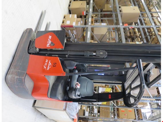 Used Linde R 16 X-03 Reach mast forklift (53) for Sale (Auction Premium) | NetBid Industrial Auctions