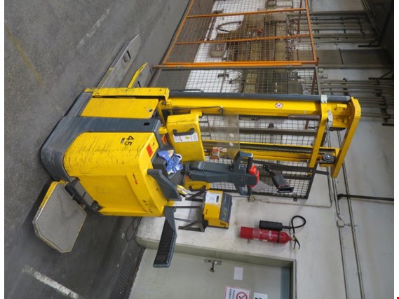 Used Jungheinrich ERC 14 Electric pedestrian stacker (45) for Sale (Auction Premium) | NetBid Industrial Auctions