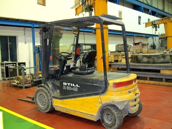 Used Still R60-45 electr. forklift truck (-released at a later date: 31 May 2016-) for Sale (Auction Premium) | NetBid Industrial Auctions