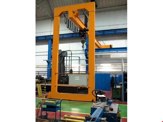 Used Werftunion   semi-gantry cranes for Sale (Auction Premium) | NetBid Industrial Auctions