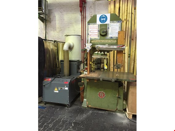Used Zimmermann BZ700 wood band saw (-released at a later date: 30 June 2016-) for Sale (Auction Premium) | NetBid Industrial Auctions