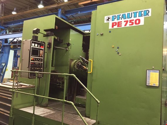 Used Pfauter PE750 CNC gear hobbing machine for Sale (Trading Premium) | NetBid Industrial Auctions