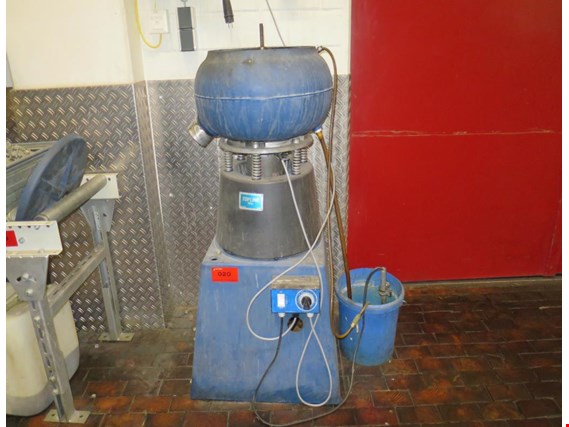 Used Topline Vibratory finishing drum for Sale (Auction Premium) | NetBid Industrial Auctions