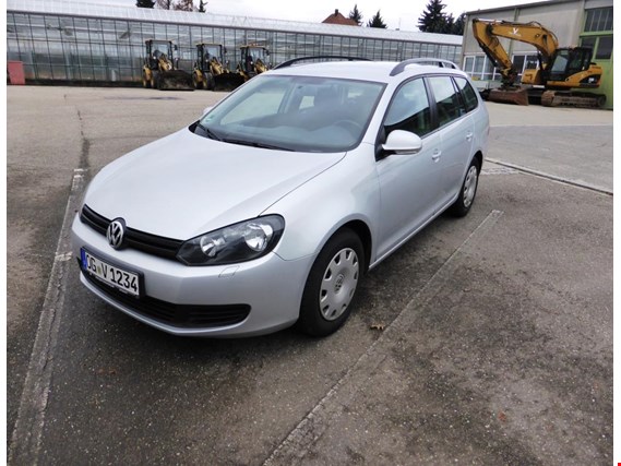 Used VW Golf V 1,9 TDi hatchback for Sale (Auction Premium) | NetBid Industrial Auctions