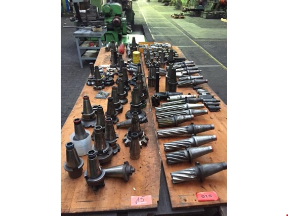 55 Werkzeugaufnahmen gebraucht kaufen (Trading Premium) | NetBid Industrie-Auktionen