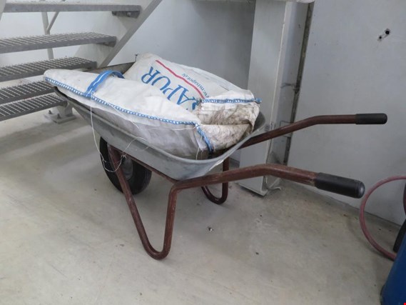 Used site wheelbarrow for Sale (Trading Premium) | NetBid Industrial Auctions