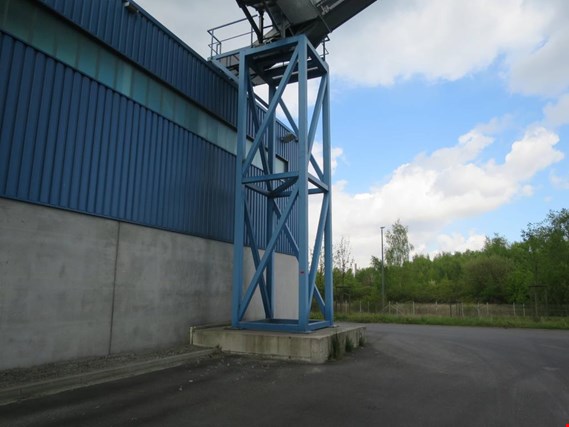 Used support pillar (15.2) for Sale (Trading Premium) | NetBid Industrial Auctions