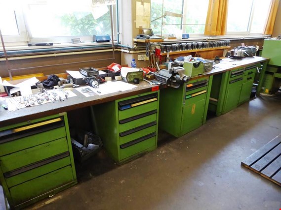 Used 2 workbenches for Sale (Auction Premium) | NetBid Industrial Auctions