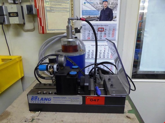 Used Lang Makro Grip hydraulic tightener for Sale (Auction Premium) | NetBid Industrial Auctions
