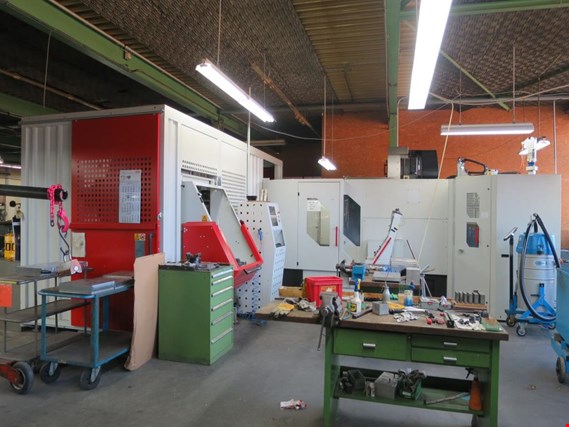 Hermle C 30 U CNC-Bearbeitungszentrum gebraucht kaufen (Auction Premium) | NetBid Industrie-Auktionen
