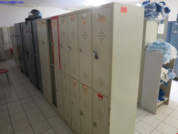 Used 1 Posten Sheet steel lockers for Sale (Trading Premium) | NetBid Industrial Auctions