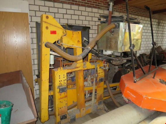 Used Probst Jumo-BV Kerb-laying device for Sale (Auction Premium) | NetBid Industrial Auctions