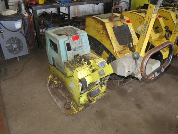 Used Ammann AVH 5020 Vibratory plate for Sale (Auction Premium) | NetBid Industrial Auctions