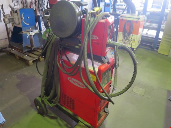 Used Fronius TransPuls Synergic 4000 Comfort S welding facility for Sale (Auction Premium) | NetBid Industrial Auctions