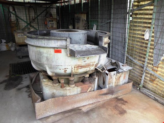 Used Rössler Vibratory finishing system for Sale (Auction Premium) | NetBid Industrial Auctions