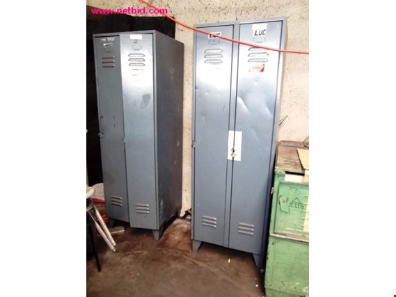 Used 2 Changing room lockers for Sale (Trading Premium) | NetBid Industrial Auctions