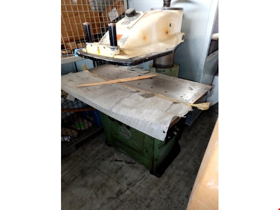 Used Moenus 1333 Surface punch for Sale (Auction Premium) | NetBid Industrial Auctions