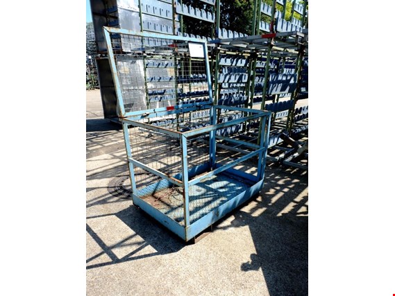Used MB-D Working platform/person basket for Sale (Auction Premium) | NetBid Industrial Auctions