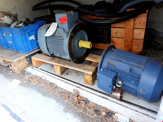 Used 1 Posten Electric motors and pumps for Sale (Auction Premium) | NetBid Industrial Auctions
