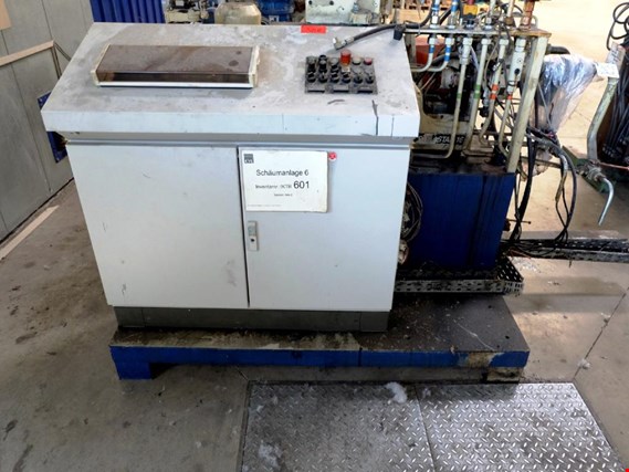Used Krauss Maffei HP foaming system (6) for Sale (Auction Premium) | NetBid Industrial Auctions