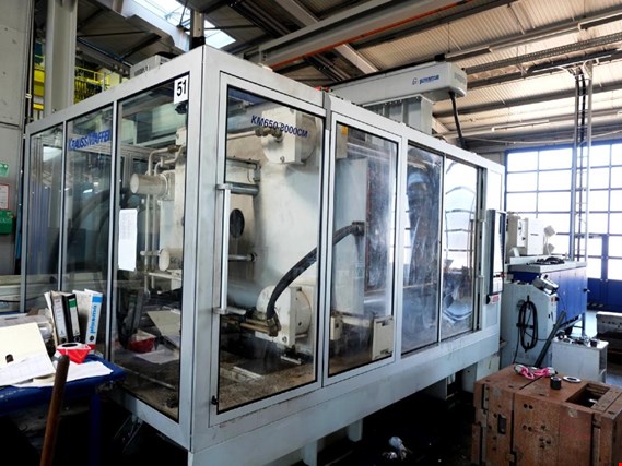 Used Krauss Maffei KM650-8000CM plastic injection moulding machine for Sale (Trading Premium) | NetBid Industrial Auctions