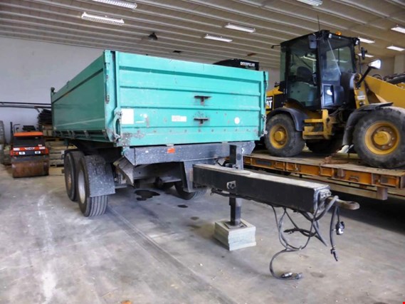 Used Kögel ZK 18 2-axle tipper trailer for Sale (Auction Premium) | NetBid Industrial Auctions