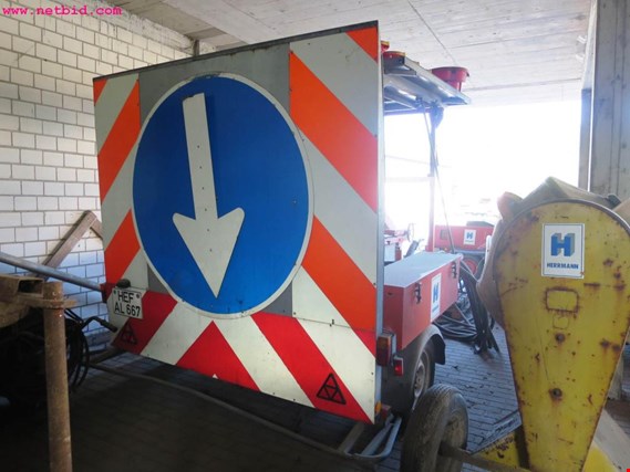 Used Franz Mersch AT-12R traffic security trailer for Sale (Auction Premium) | NetBid Industrial Auctions