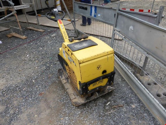 Used Bomag BPR 55/65 D vibrating plate for Sale (Auction Premium) | NetBid Industrial Auctions