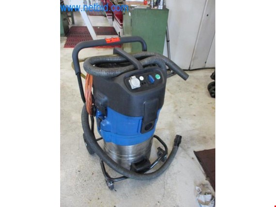Nilfisk Alto Attix Industrial vacuum cleaner (Auction Premium) | NetBid ?eská republika
