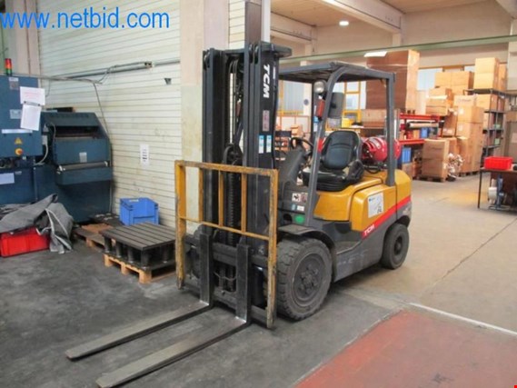 Used TCM FHG30T3 Gas Forklift for Sale (Auction Premium) | NetBid Industrial Auctions
