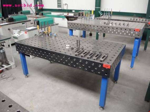 Used Sigmund 3D-Perforated welding table, #265 for Sale (Auction Premium) | NetBid Industrial Auctions