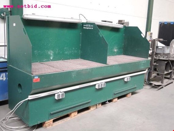 Used Ulmatec Sanding table with extractor, #437 for Sale (Auction Premium) | NetBid Industrial Auctions
