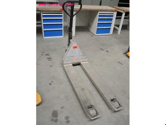 Used Hand pallet truck, #485 for Sale (Auction Premium) | NetBid Industrial Auctions