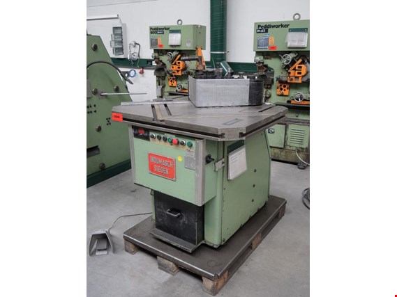 Used Indumasch 254 notching machine, #98 for Sale (Auction Premium) | NetBid Industrial Auctions