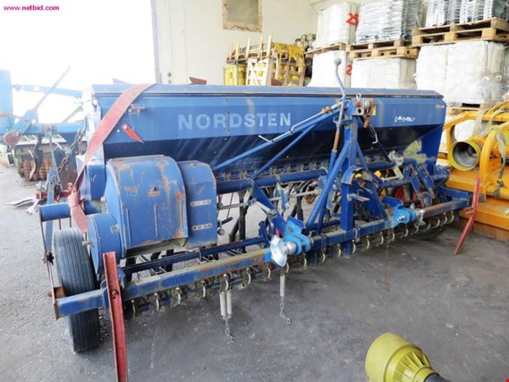 Used Nordsten CLD 250 Lift-o-matik Drilling machine for Sale (Trading Premium) | NetBid Industrial Auctions